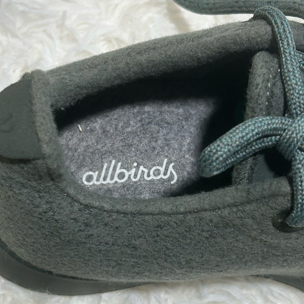 AllBirds  Women's Wool Runner Green Size 8 - Picture 7 of 10